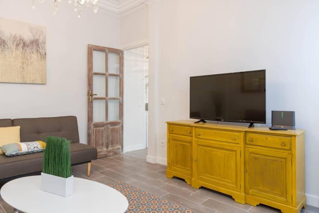 Sensacional Apartamento Junto A Palacio Real By Batuecas Мадрид Екстер'єр фото